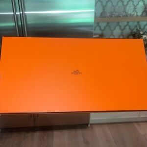 Hermes Box